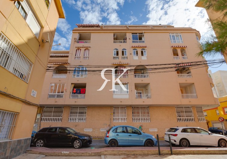 Resale - Apartment - Torrevieja - Centro