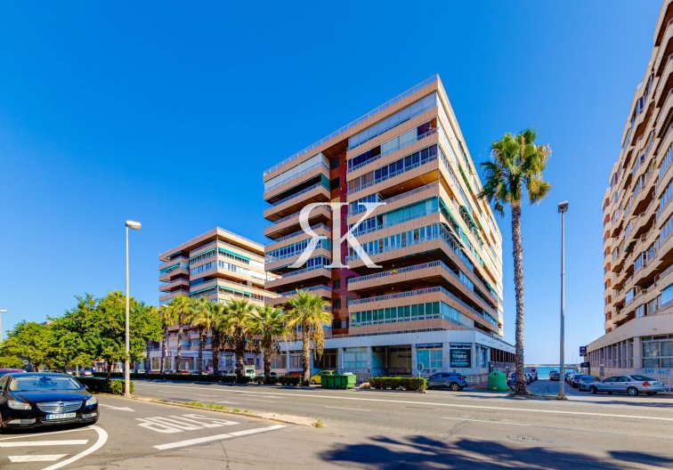 Wiederverkauf - Wohnung - Torrevieja - El Acequión