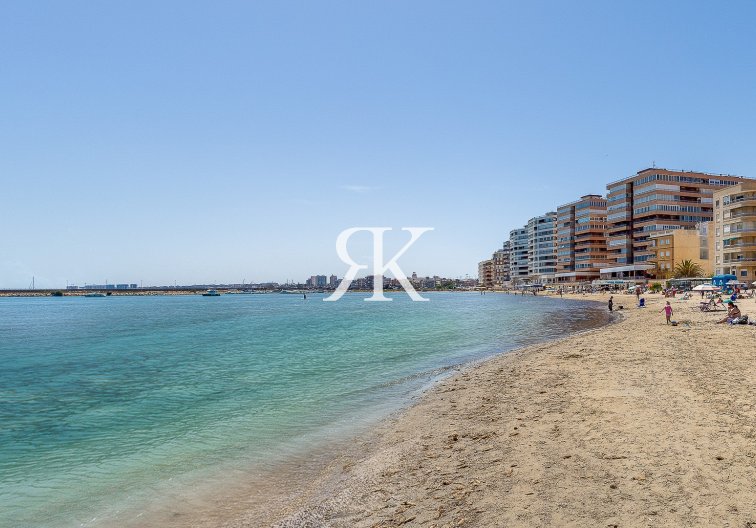 Resale - Apartment - Torrevieja - El Acequión