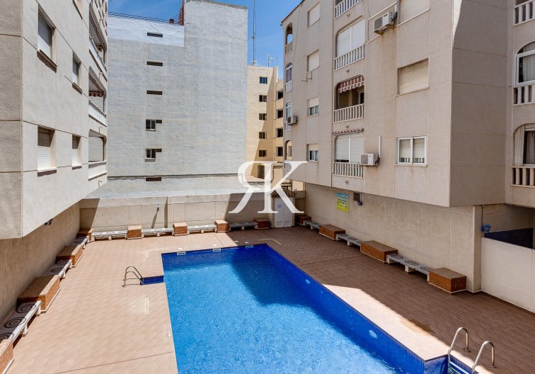 Resale - Apartment - Torrevieja - El Acequión