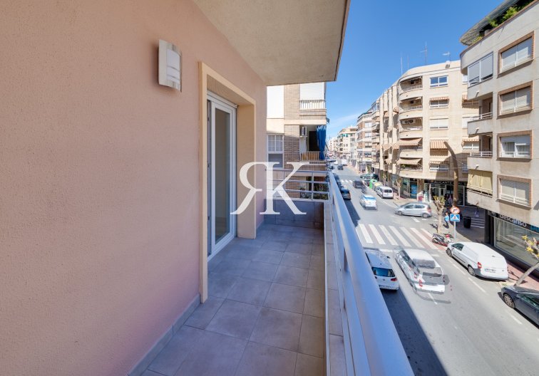 Herverkoop - Appartement - Torrevieja - Centro