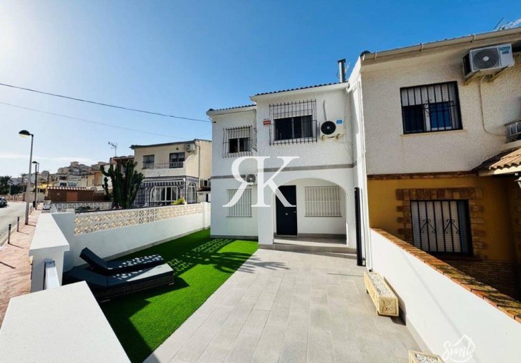 Segunda mano - Apartamento  - Torrevieja - La Mata