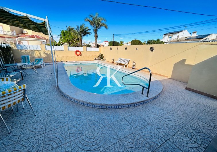 Revente - Villa Individuelle - Torrevieja - El Chaparral