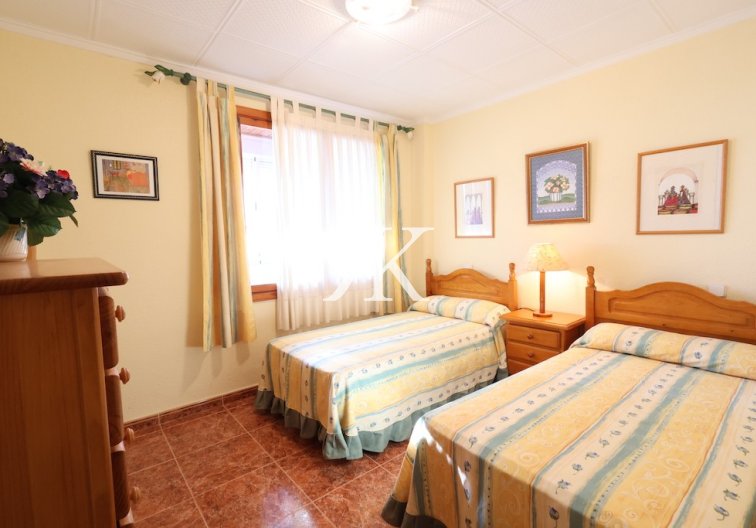 Resale - Apartment - Torrevieja - El Acequión