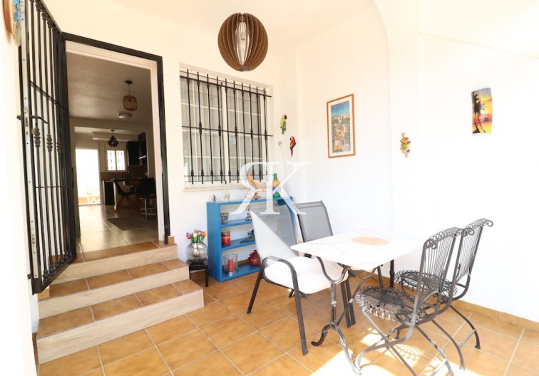 Resale - Semi-detached Villa  - Pilar de la Horadada - El Mojón