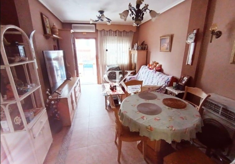 Segunda mano - Apartamento  - Torrevieja - Aguas Nuevas