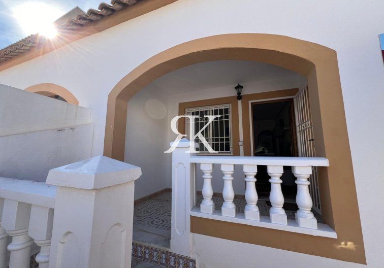 Revente - Bungalow - Torrevieja - La Siesta - El Salado -  Torreta