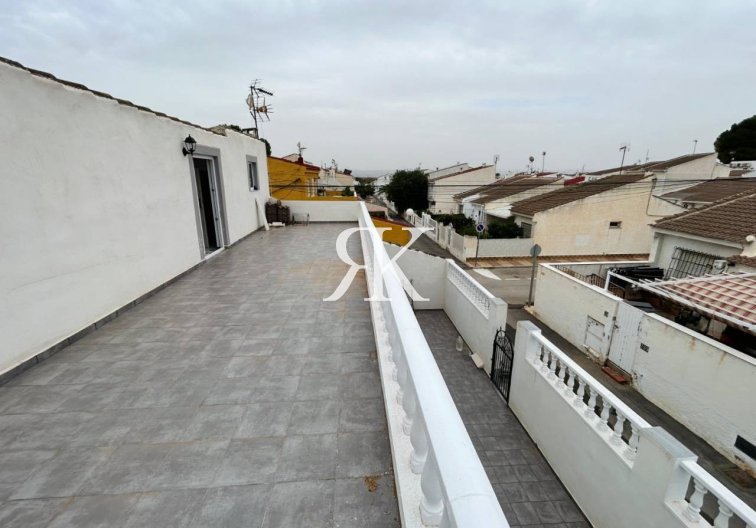 Resale - Semi-detached Villa  - Torrevieja - El Chaparral