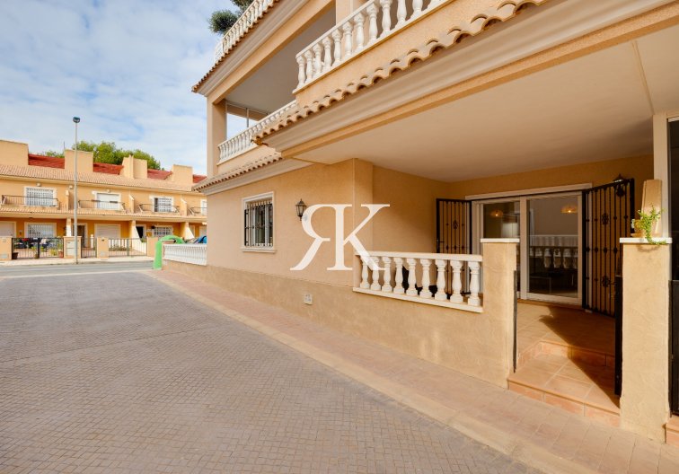 Herverkoop - Appartement - Orihuela Costa - Villamartín