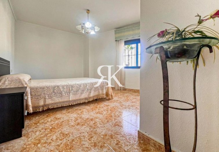 Resale - Apartment - San Miguel de Salinas