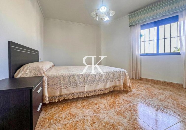 Resale - Apartment - San Miguel de Salinas