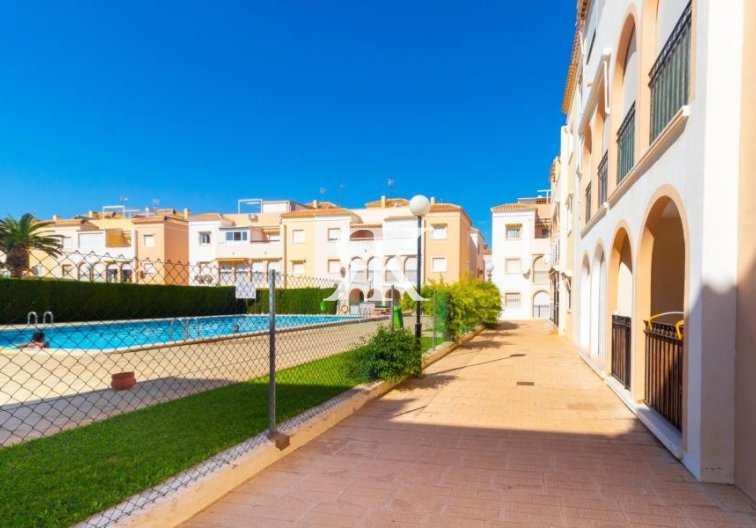 Herverkoop - Appartement - Torrevieja - La Veleta