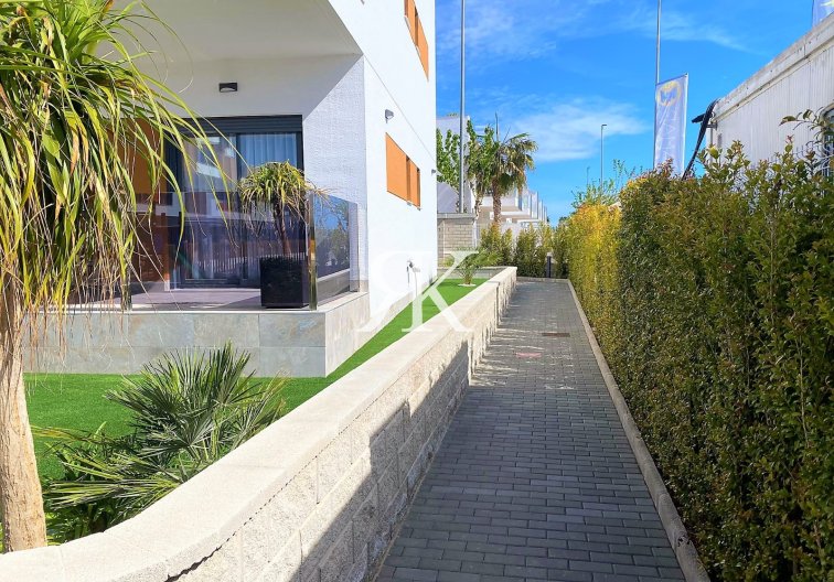 New build Key in hand - Apartment - Pilar de la Horadada