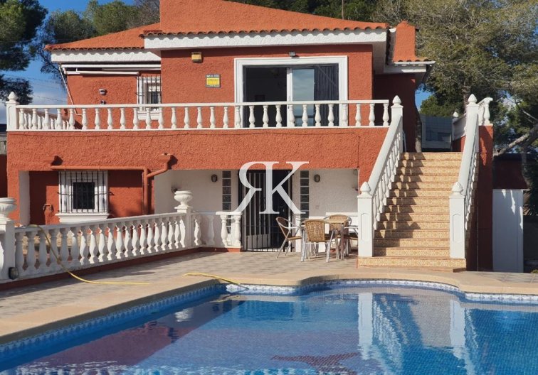 Wiederverkauf - Freistehende Villa - Torrevieja - Los Balcones 