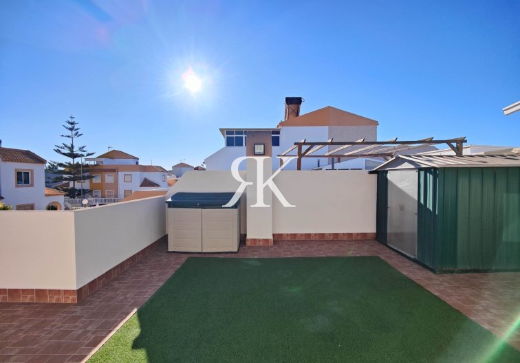 Resale - Bungalow - Torrevieja - Jardín del Mar