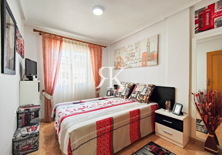 Resale - Bungalow - Torrevieja - Jardín del Mar