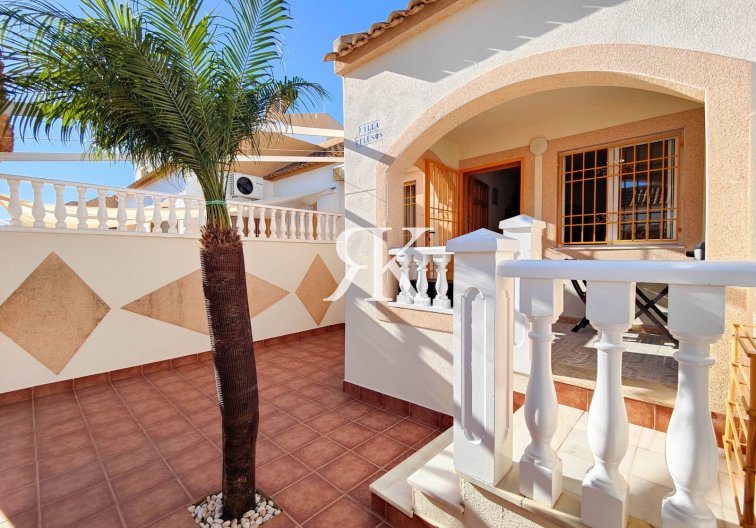 Resale - Bungalow - Torrevieja - Jardín del Mar