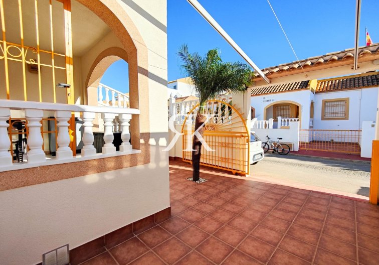 Resale - Bungalow - Torrevieja - Jardín del Mar