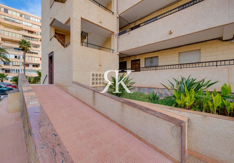 Herverkoop - Appartement - Torrevieja - Cabo Cervera