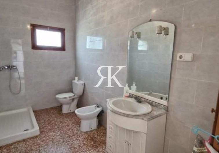 Herverkoop - Landhuis - Albatera