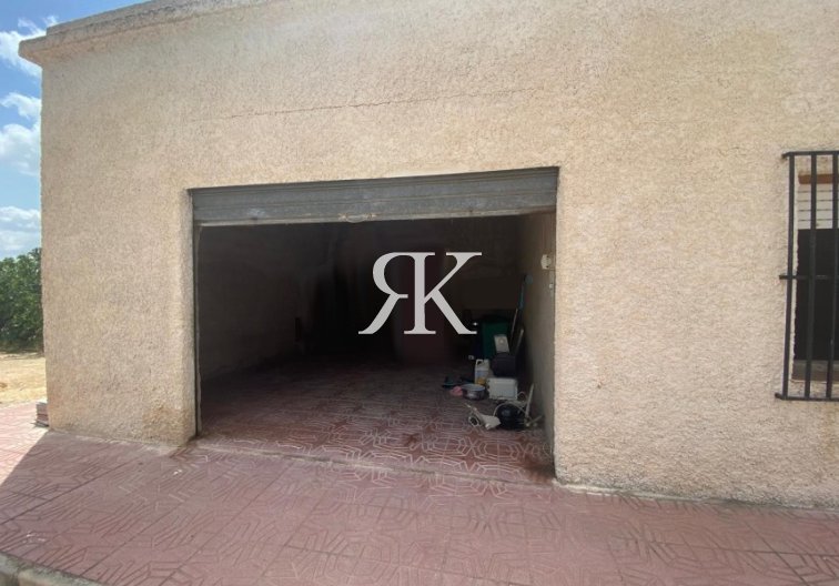 Herverkoop - Landhuis - Albatera