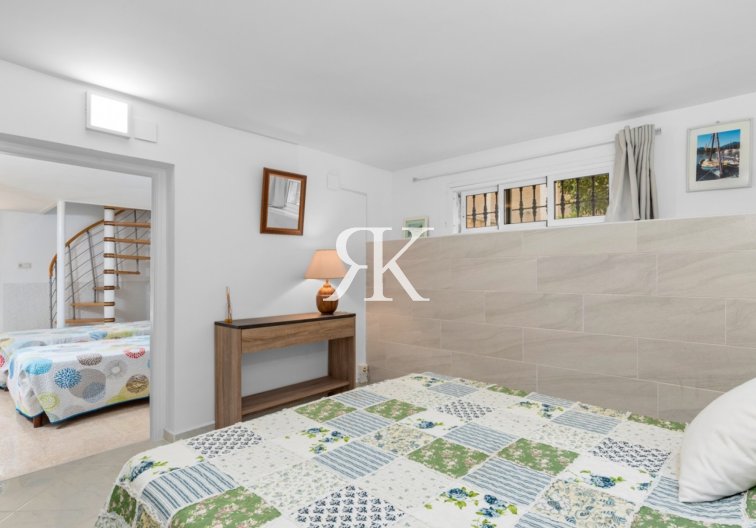 Segunda mano - Villa independiente - Torrevieja - Los Balcones 