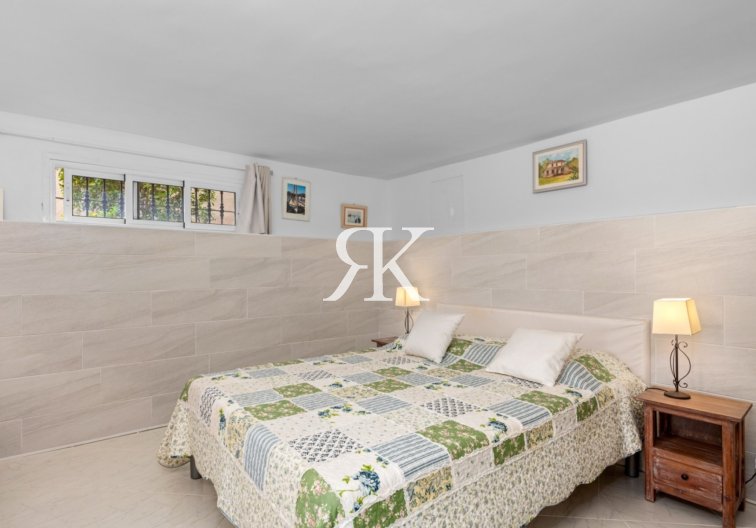 Segunda mano - Villa independiente - Torrevieja - Los Balcones 