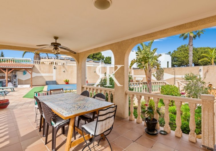 Segunda mano - Villa independiente - Torrevieja - Los Balcones 