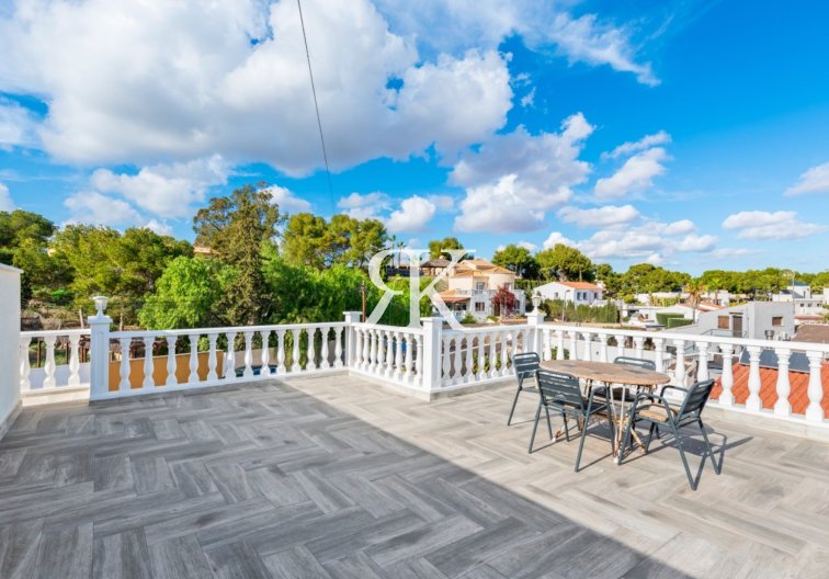 Revente - Villa Individuelle - Torrevieja - Los Balcones 