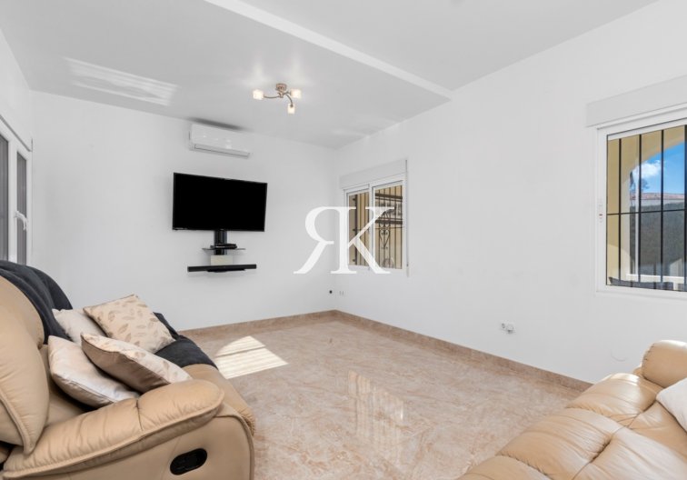 Revente - Villa Individuelle - Torrevieja - Los Balcones 