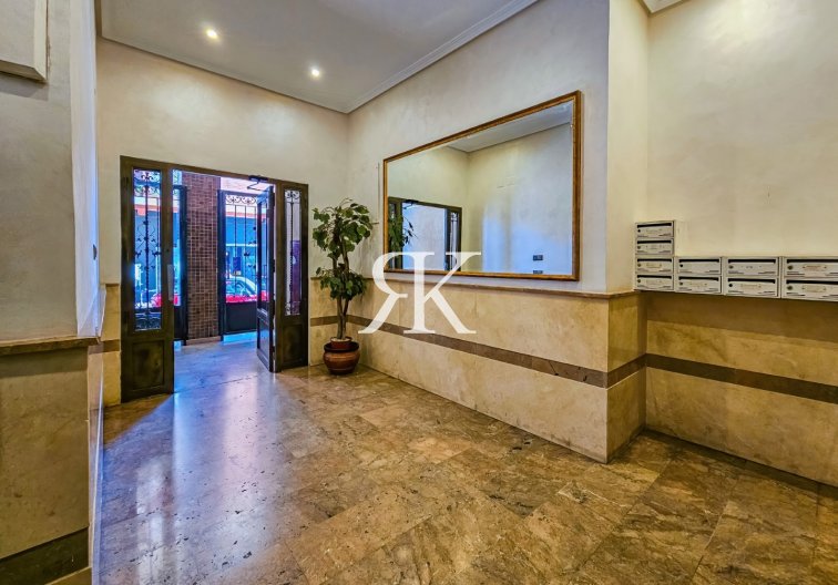 Construite sur demande - Appartement - Torrevieja - Centro