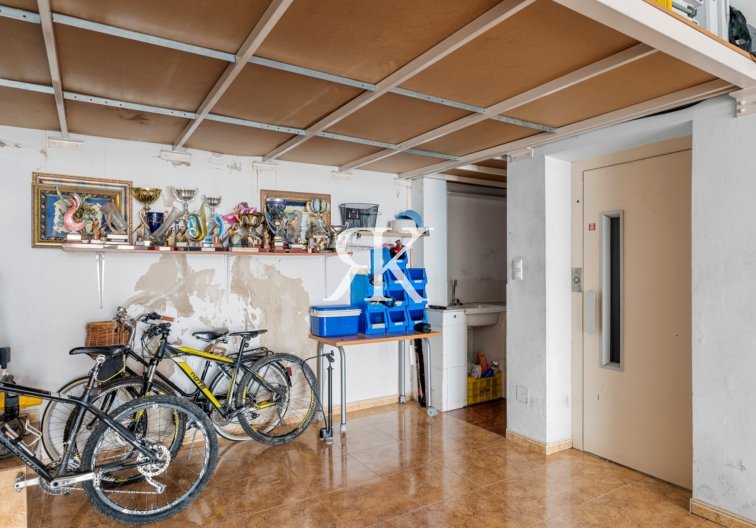 Herverkoop - Triplex - Guardamar del Segura