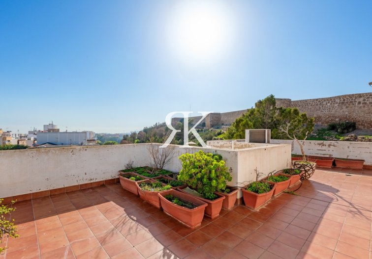 Herverkoop - Triplex - Guardamar del Segura