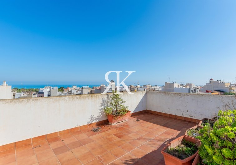 Herverkoop - Triplex - Guardamar del Segura