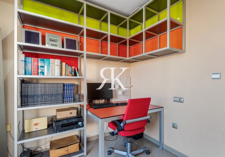 Herverkoop - Triplex - Guardamar del Segura