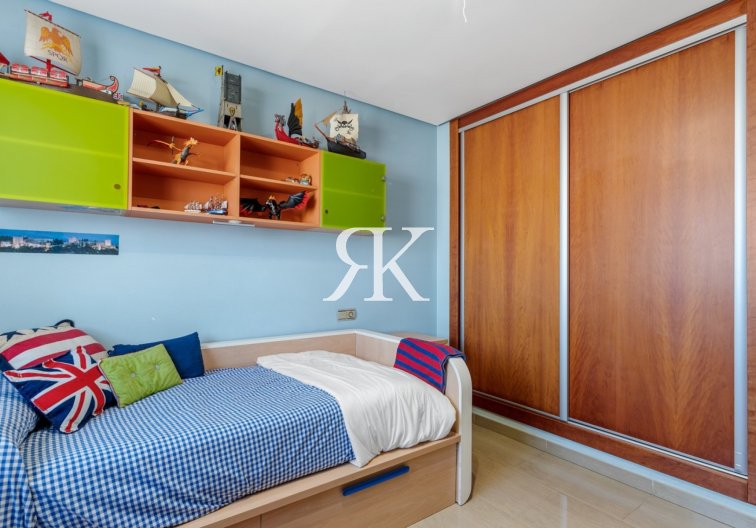 Herverkoop - Triplex - Guardamar del Segura