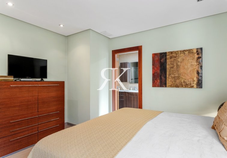 Herverkoop - Triplex - Guardamar del Segura