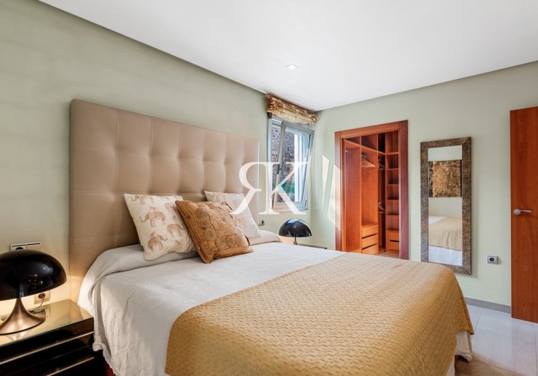 Herverkoop - Triplex - Guardamar del Segura