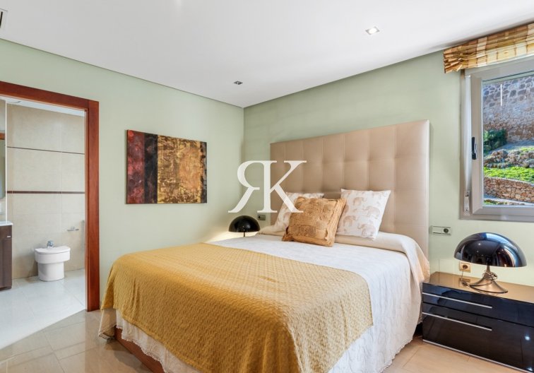 Herverkoop - Triplex - Guardamar del Segura