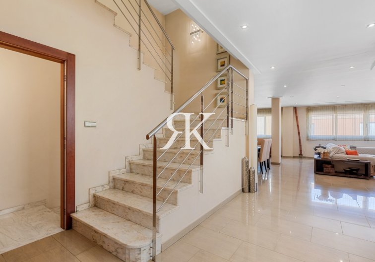 Herverkoop - Triplex - Guardamar del Segura