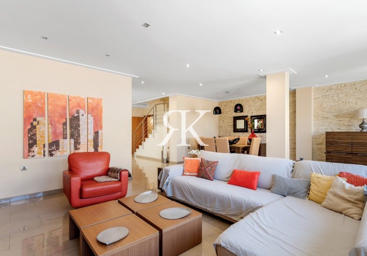 Herverkoop - Triplex - Guardamar del Segura