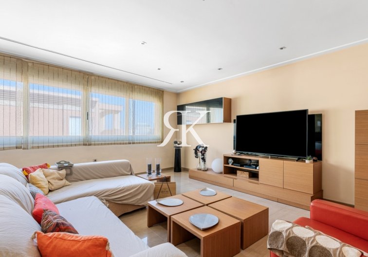 Herverkoop - Triplex - Guardamar del Segura