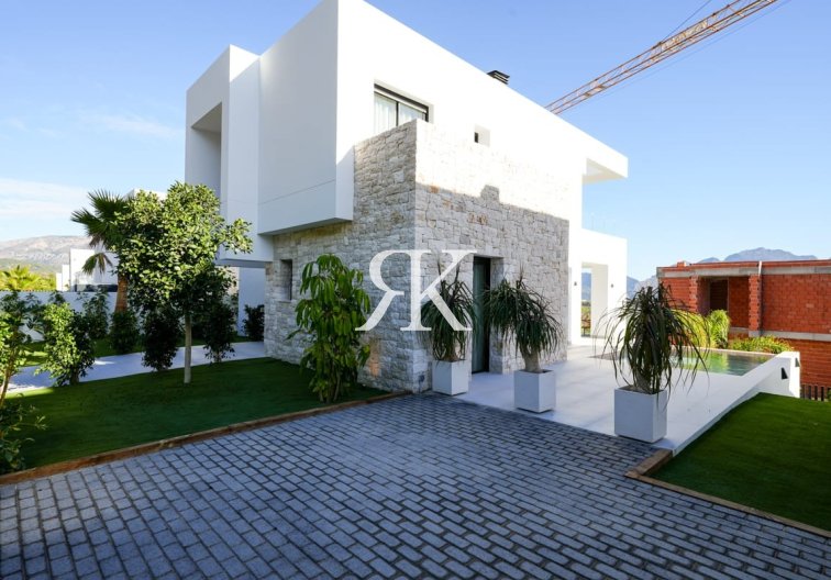 Neubau - Freistehende Villa - Polop - Polop de la marina