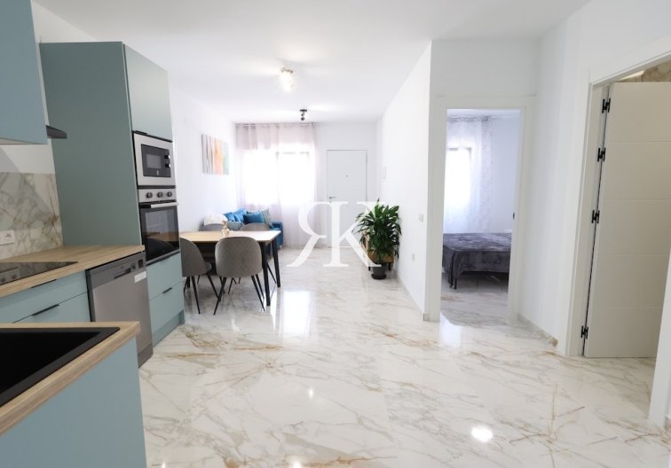 Resale - Townhouse - Torrevieja - El Chaparral