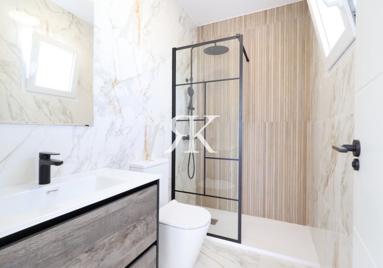 Resale - Townhouse - Torrevieja - El Chaparral