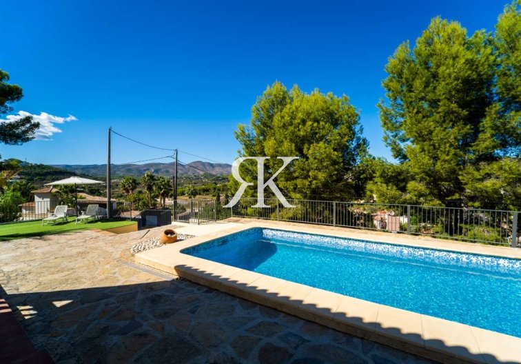 Herverkoop - Vrijstaande villa - Calpe - Cometa-Carrió