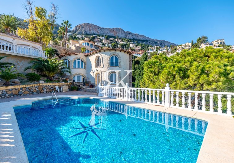 Wiederverkauf - Freistehende Villa - Calpe - Maryville