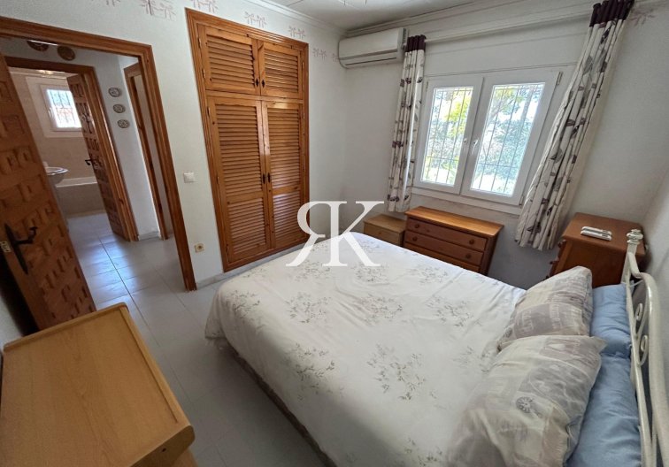 Resale - Detached Villa - Torrevieja - El Chaparral