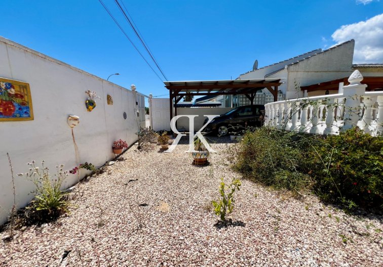 Resale - Detached Villa - Torrevieja - El Chaparral
