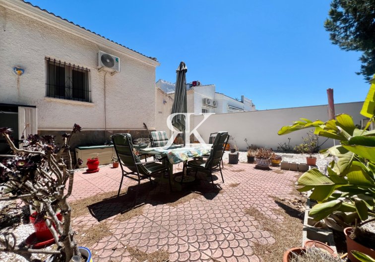 Resale - Detached Villa - Torrevieja - El Chaparral